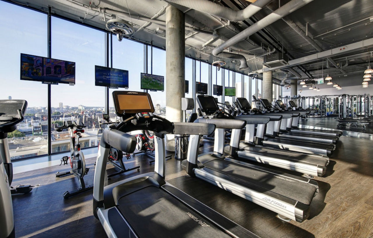 Jw Marriott Hotel Frankfurt Frankfurt am Main Exterior foto The gym at the 1000 Museum